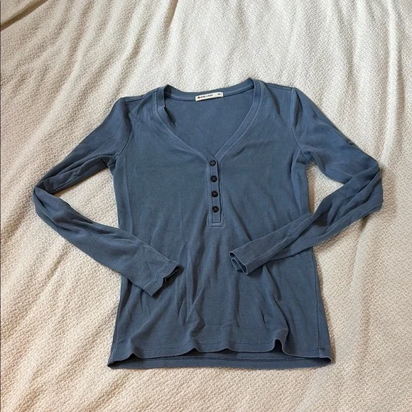 Marine Layer Lexi Rib V Neck - Picture 1 of 4